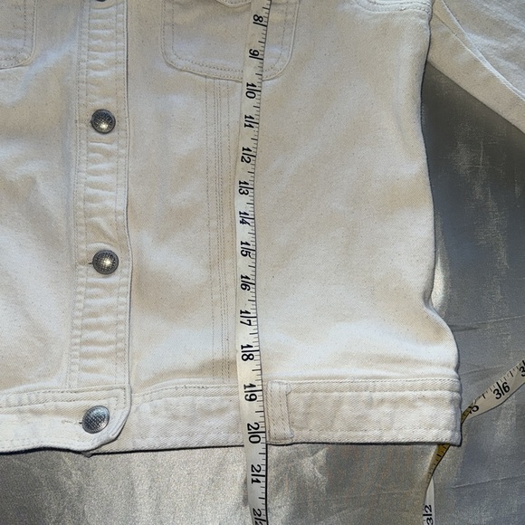 Skyes the Limit Off White Cropped Denim Jacket Stretch Silver Button LRG - Picture 7 of 11